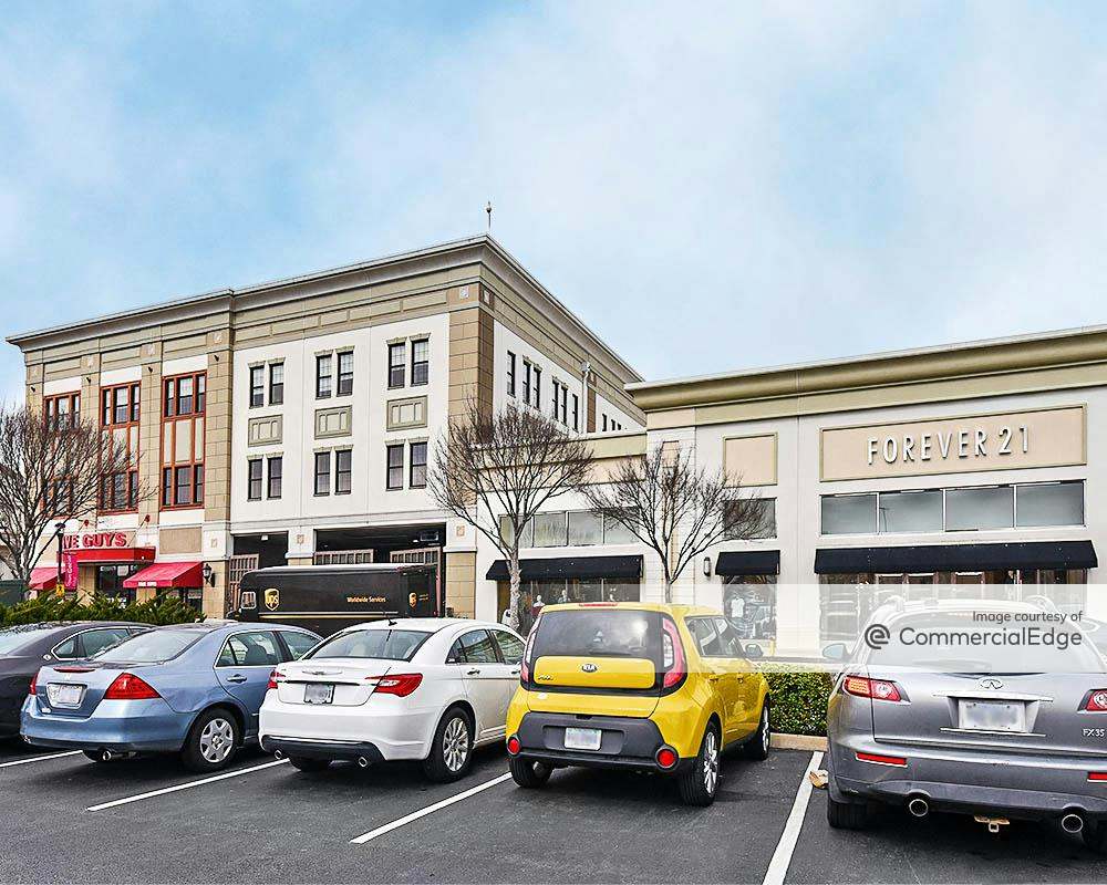 Peninsula Town Center Claiborne Building 4410 East Claiborne Square